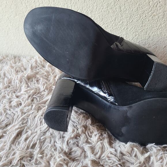 Michael Shannon Suede Booties Size 10 - Picture 15 of 16